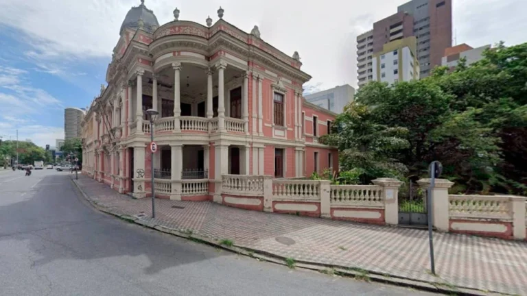 Palacete Dantas, na Praça da Liberdade, em Belo Horizonte, será reformado pelo Ministério Público de Minas Gerais.