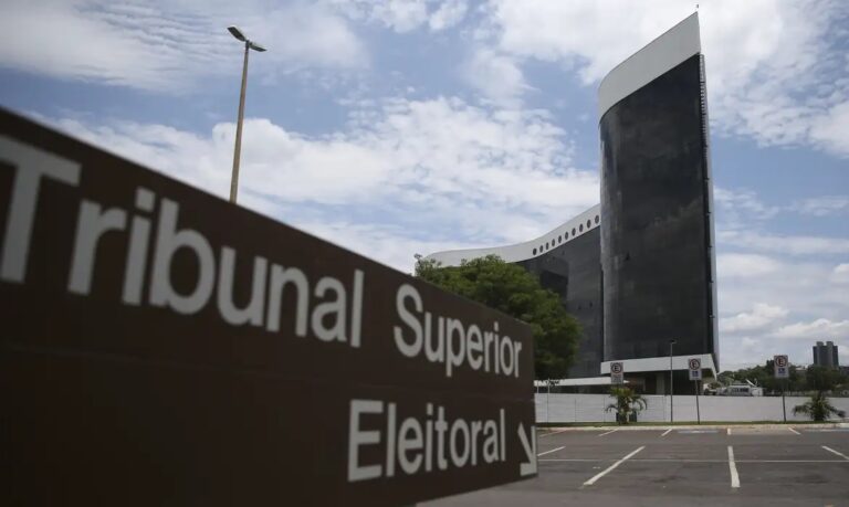 Fachada do Tribunal Superior Eleitoral em Brasília
