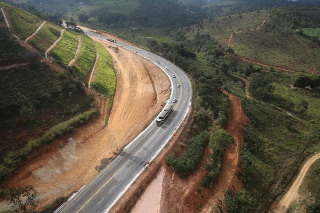 TCU identifica riscos contratuais e aponta problemas em edital de obras da BR-381