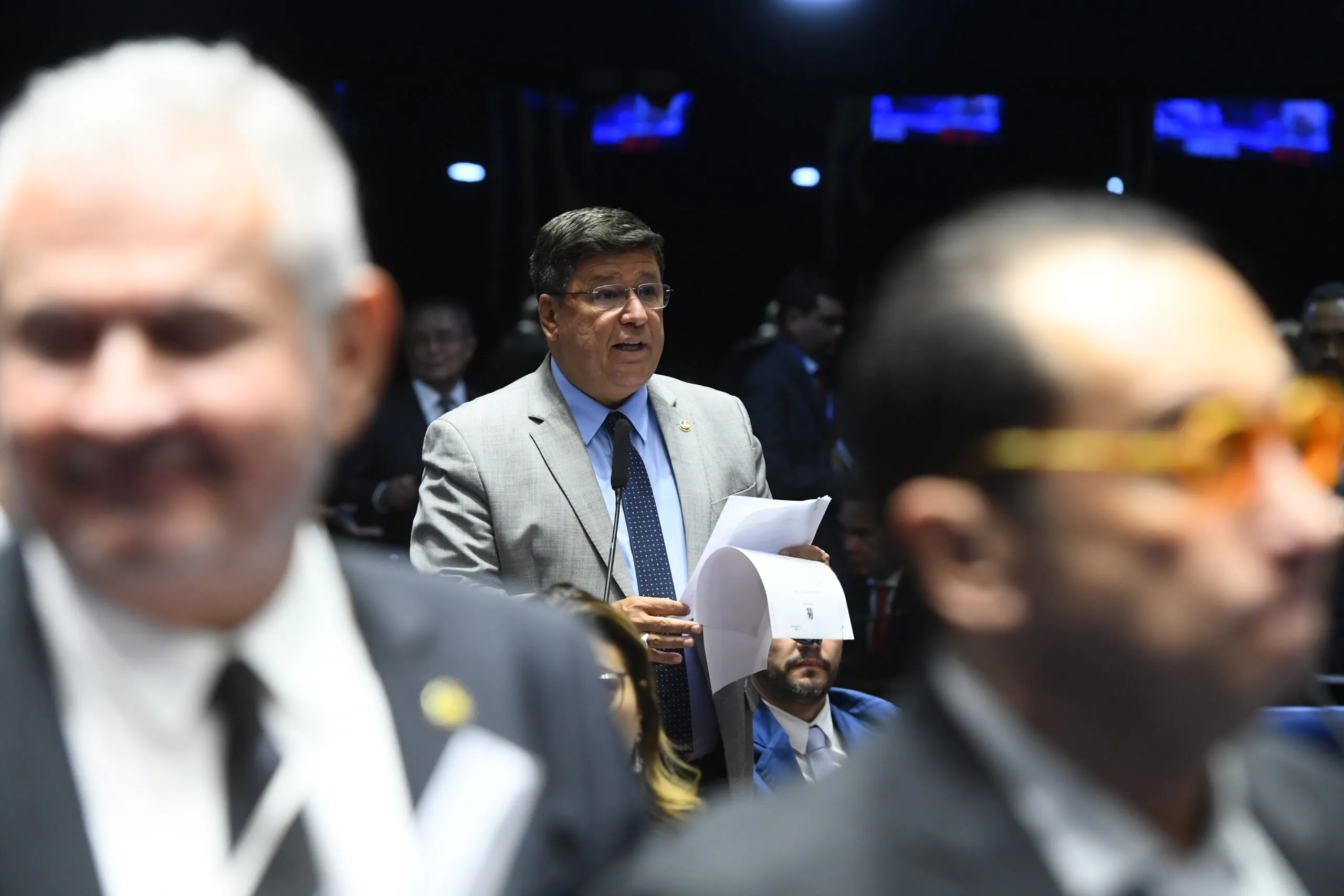 O plano por uma ‘terceira via’ em MG, fora de Zema e Pacheco