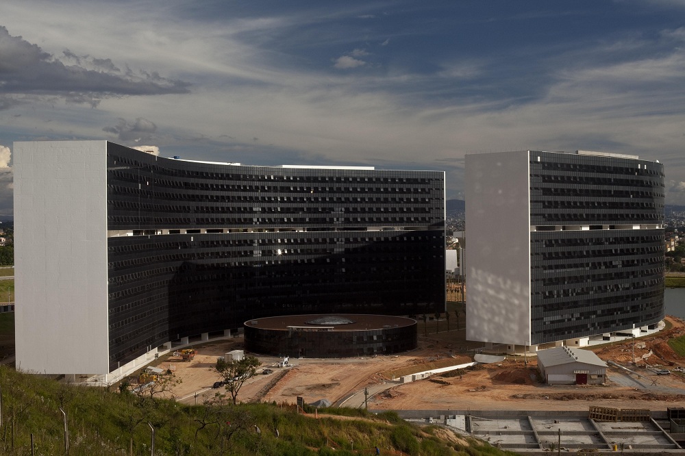 Dois prédios da Cidade Administrativa funcionam desde a sua inauguração sem ter o Auto de Vistoria do Corpo de Bombeiros (FOTO: Leo Drumond / Agência Minas)