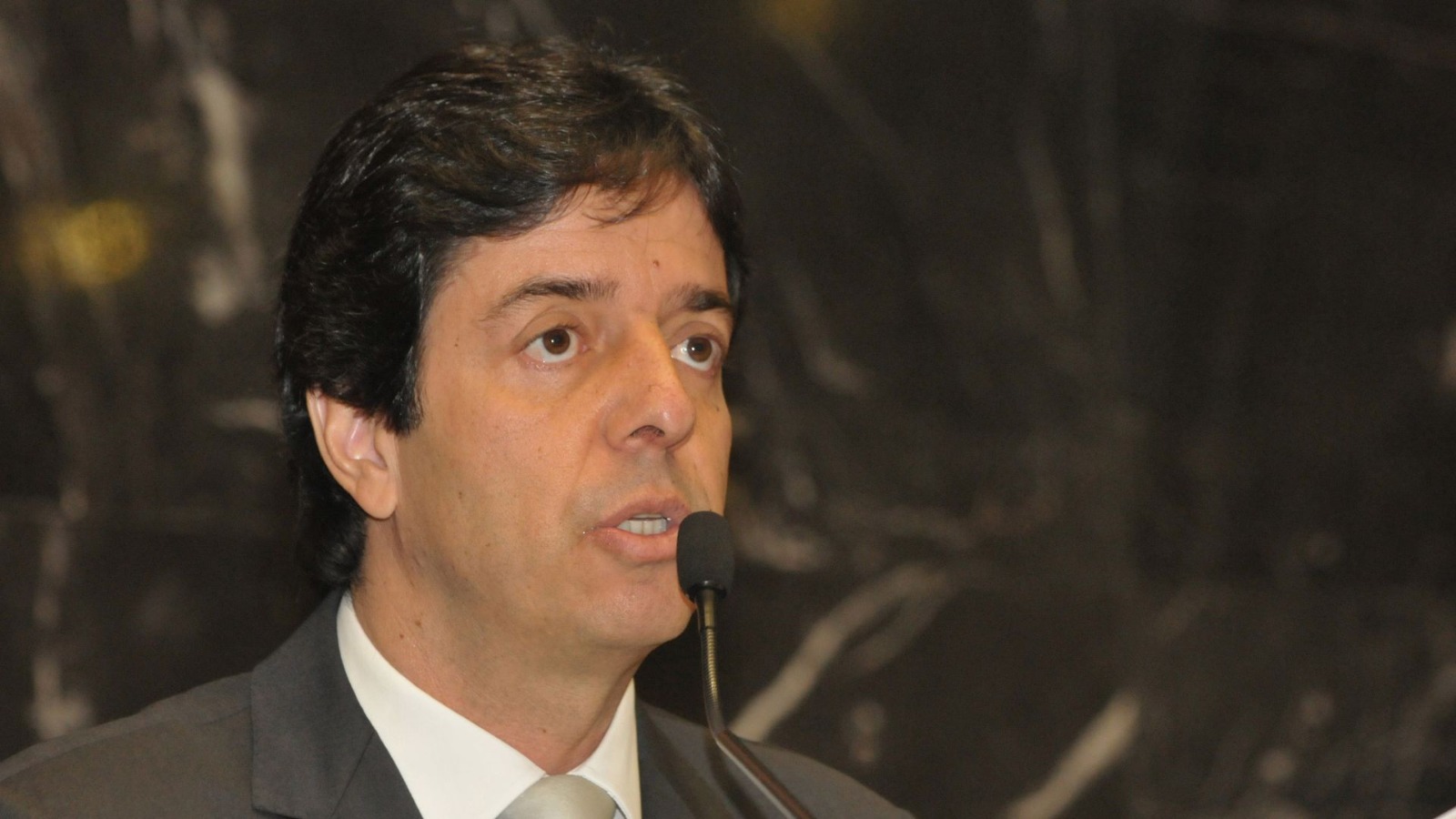 Clã Pinheiro define ex-presidente da ALMG como candidato em Ibirité