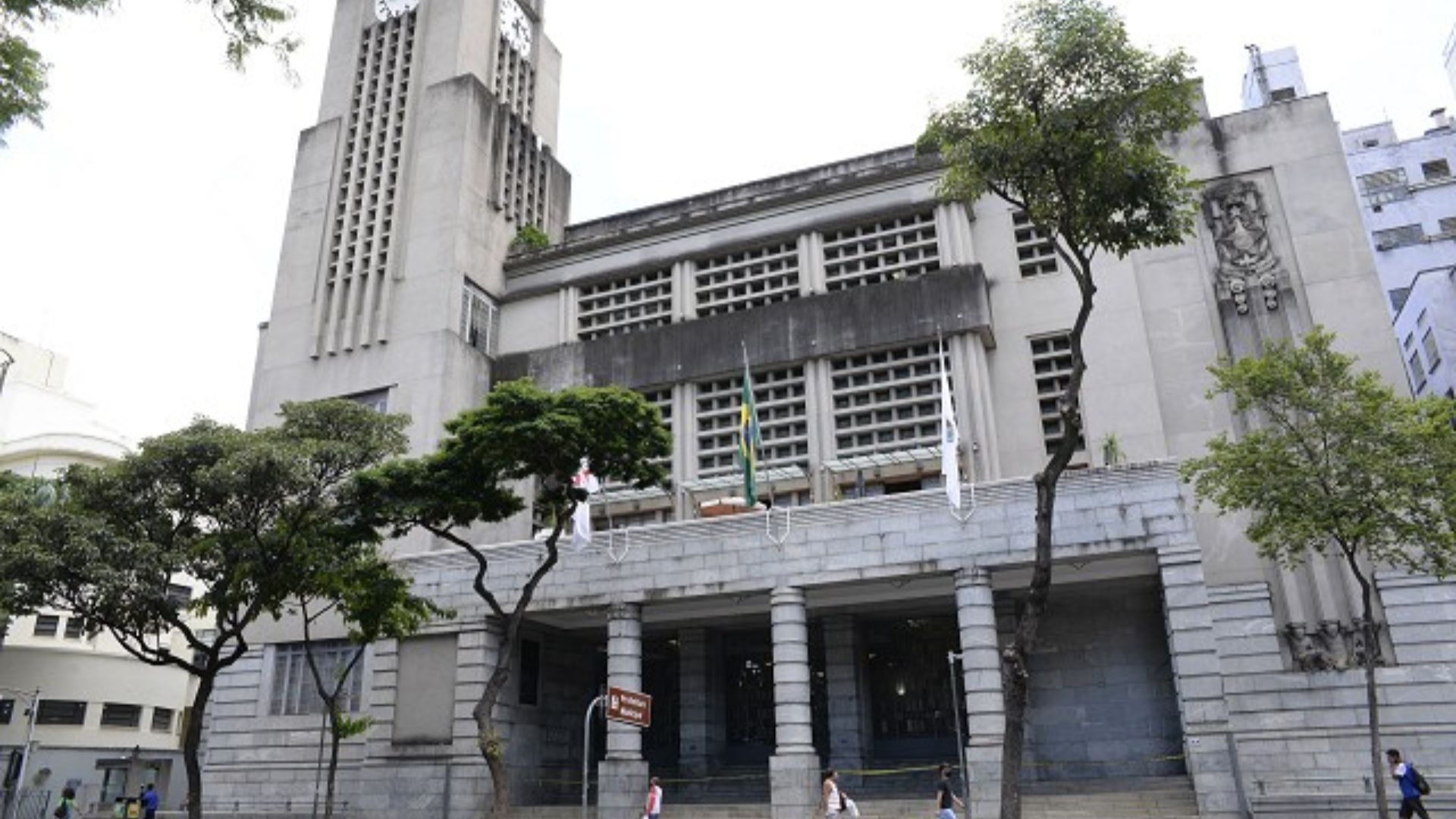 Aliados e setores produtivos pressionam Fuad por exoneração de secretário
