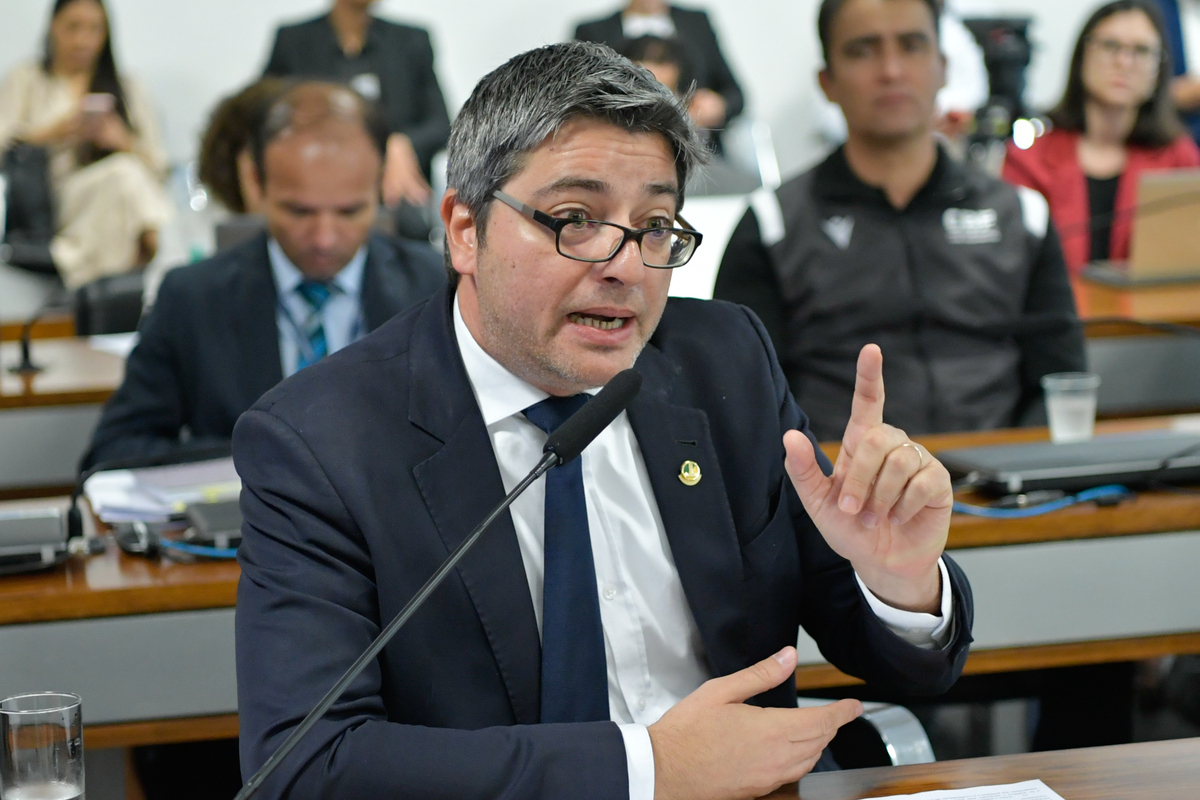 Senador Carlos Portinho