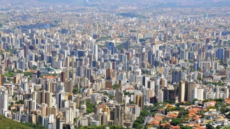 Foto mostra vista de Belo Horizonte