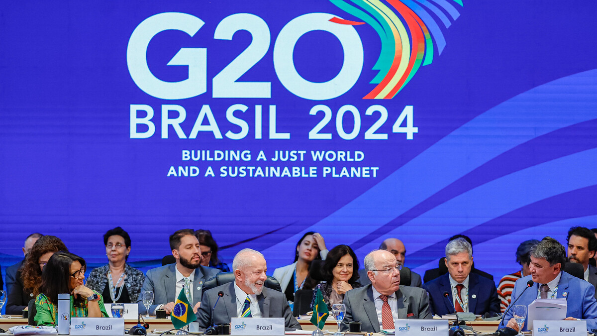 Lula e outros em sessão do G20