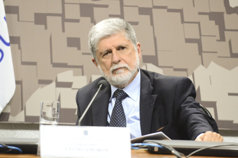 Celso Amorim na CRE do Senado