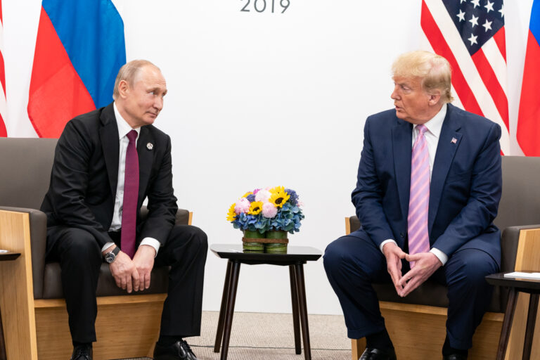 Putin e Trump no G20 Japão em 2019