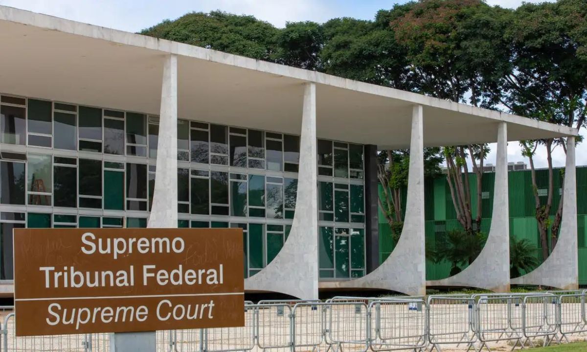 Foto mostra a entrada do STF