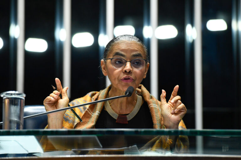 Marina Silva no plenário do Senado