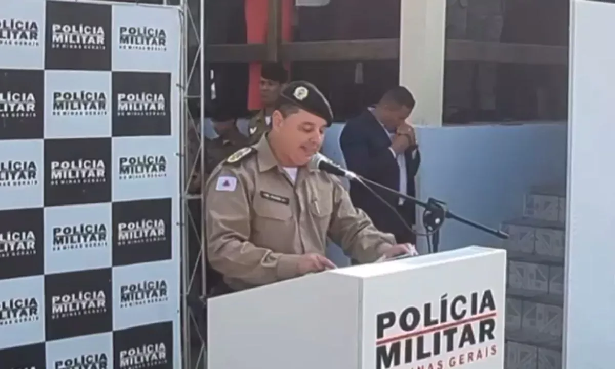 O coronel Rodrigo Piassi