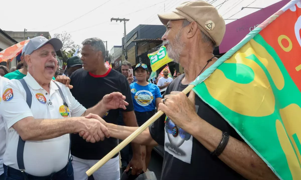 O prefeito de BH, Fuad Noman, durante evento de campanha