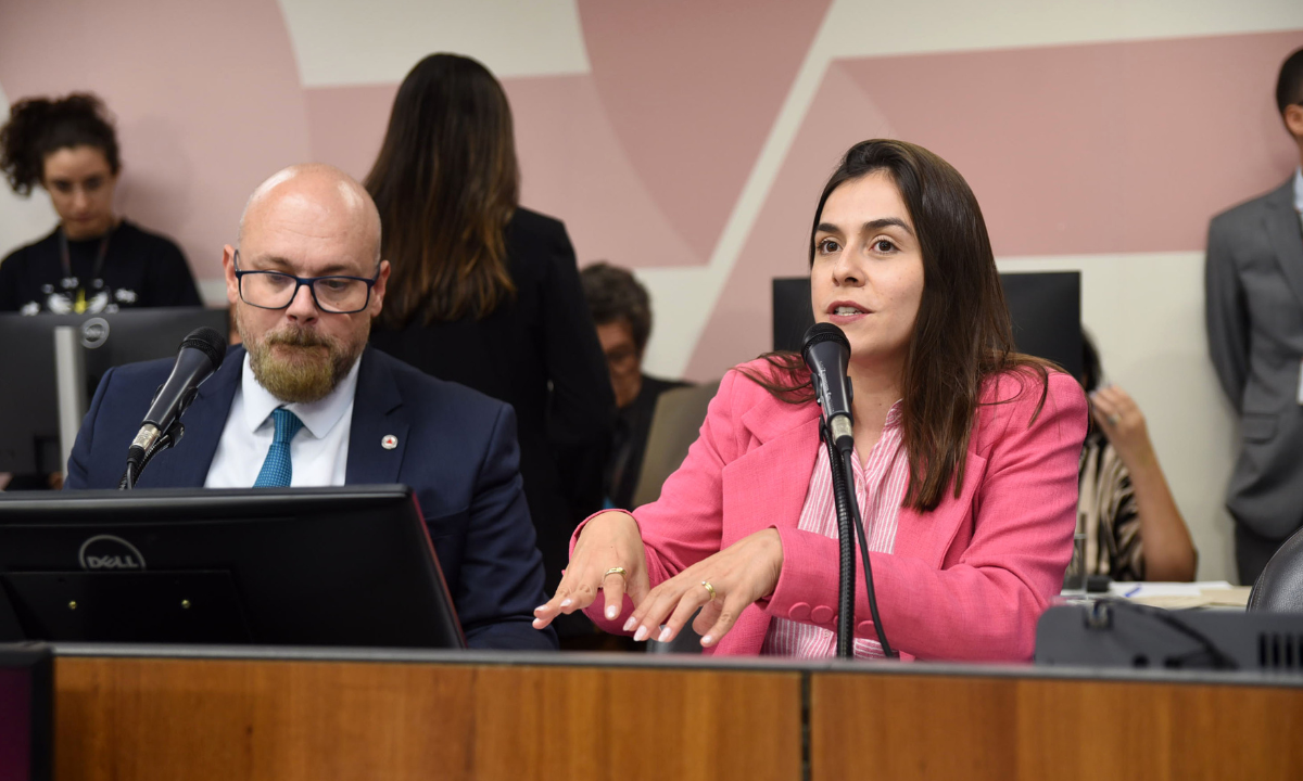 Deputada estadual Lohanna França PV