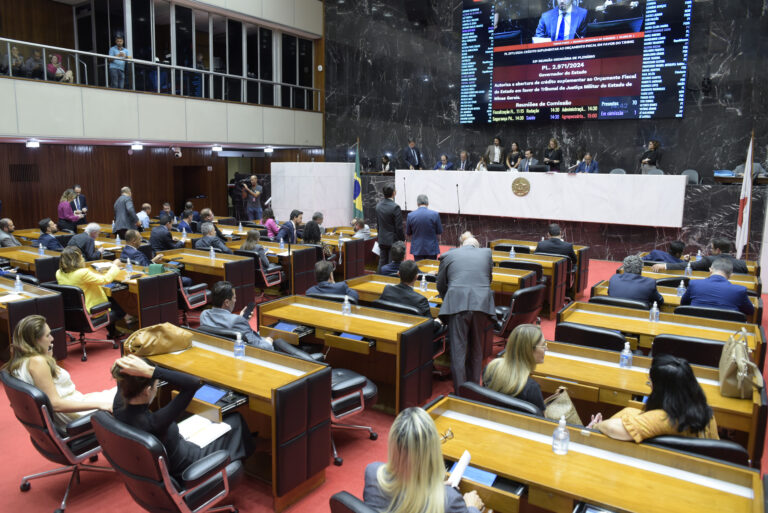 Até aqui, pelo que a reportagem soube, nenhum dos deputados topou a antecipação de suas saídas da Casa. Foto: Foto: Daniel Protzner/ALMG