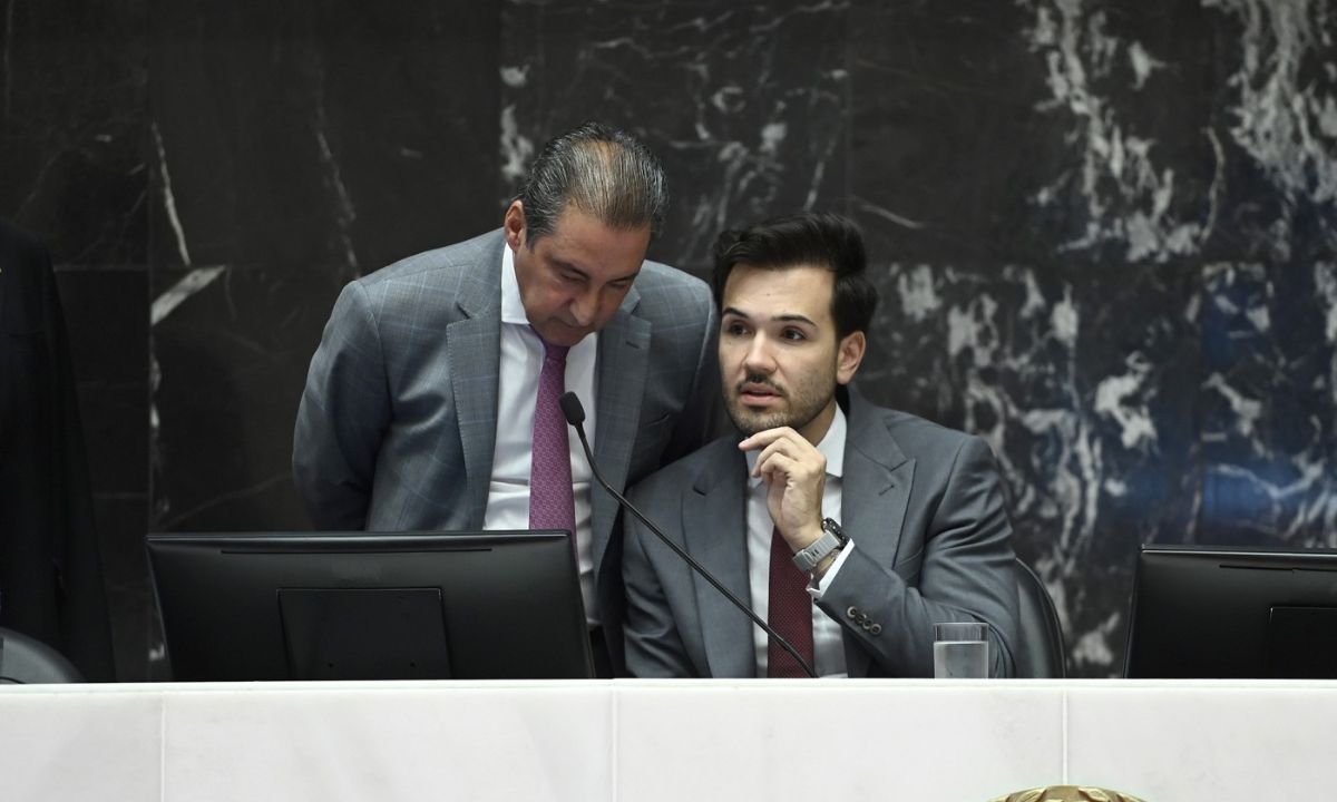 Os deputados João Magalhães e Tadeu Martins Leite.