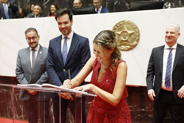 O evento ocorreu após a cerimônia oficial na Assembleia Legislativa de Minas Gerais (ALMG). Foto: ALMG