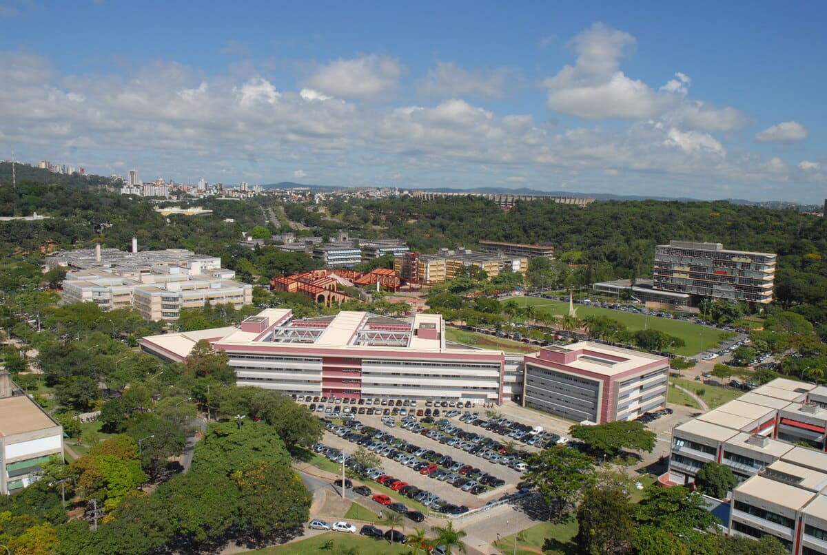 Câmpus Pampulha da UFMG em foto de março de 2010