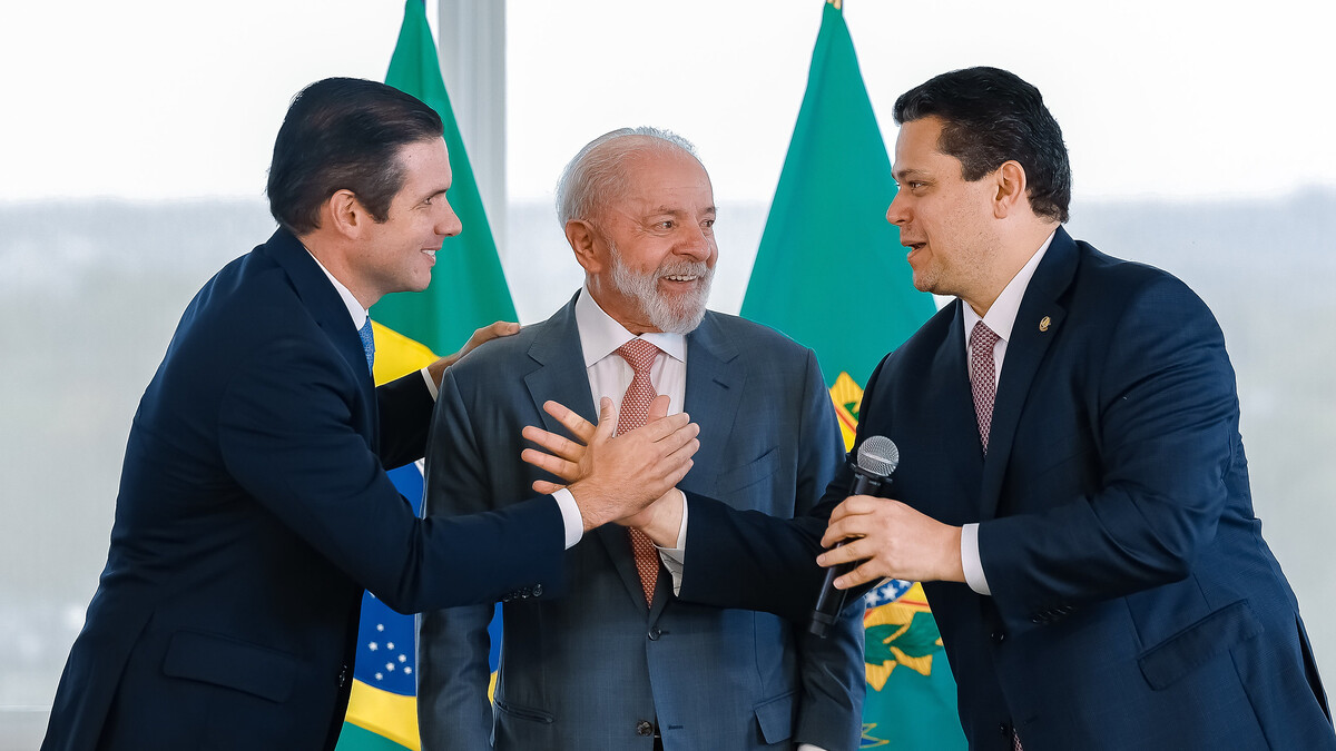 Hugo Motta, Lula e Davi Alcolumbre no Palácio do Planalto