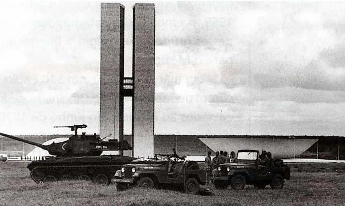 Na contestação, a União reconheceu parte dos pedidos, concordando em remover a denominação "Brigada 31 de Março" e suprimir referências à "revolução democrática" de documentos oficiais. Foto: Arquivo Público/DF