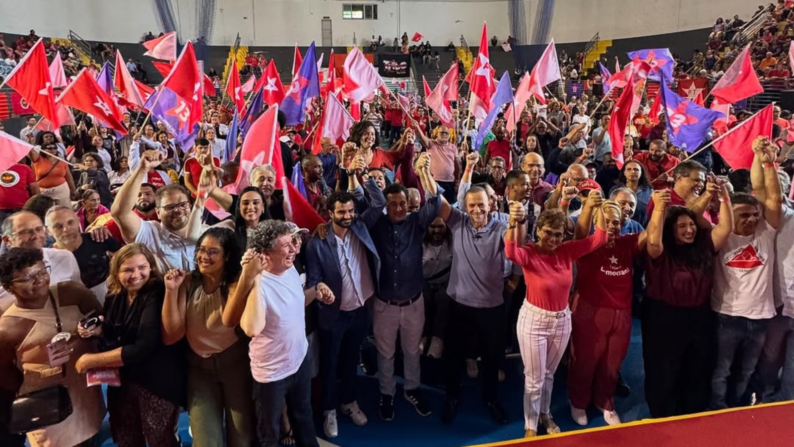 O vazio que chamou a atenção em ‘ato mineiro’ de apoio a candidato de Lula à presidência do PT