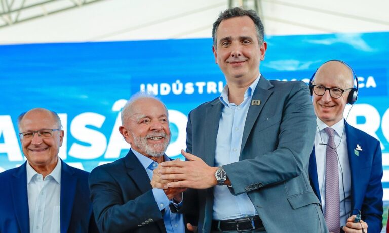 Lula e Rodrigo Pacheco