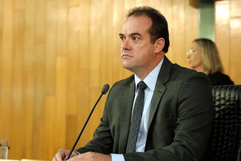 Em março de 2020, o parlamentar teve o mandato cassado pela Câmara de Uberlândia. Foto: Divulgação