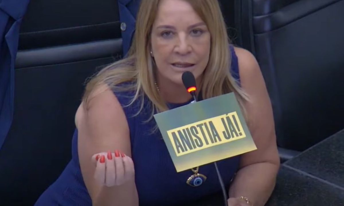 A vereadora Silvinha Dudu, do PV de Contagem