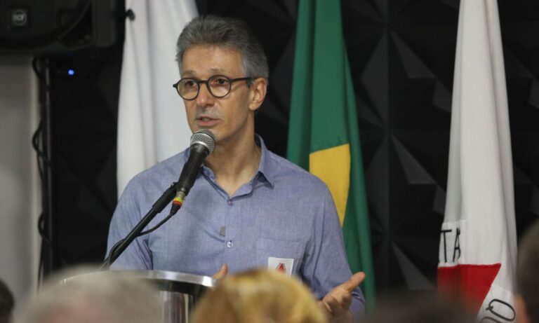 O governador Romeu Zema.