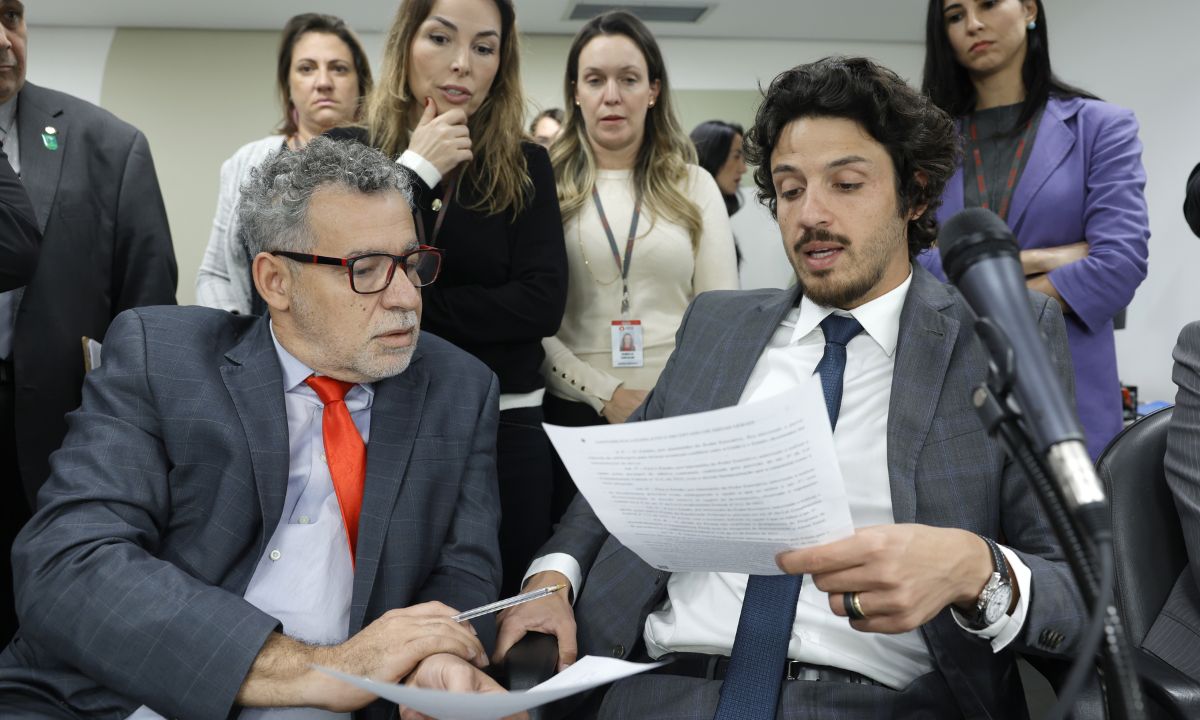 Deputados debatem projetos do Propag na CCJ da Assembleia