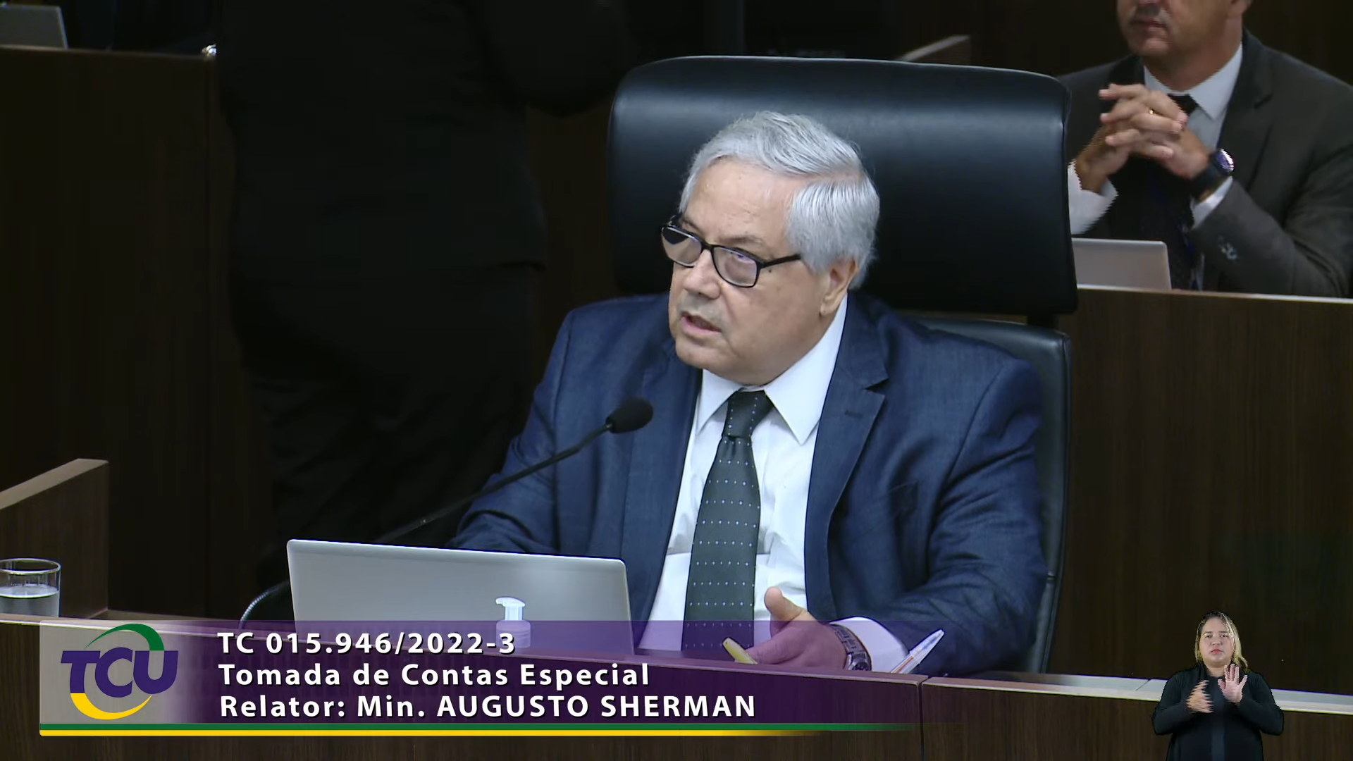 Processo no TCU contra UFMG por Memorial da Anistia acaba em pizza