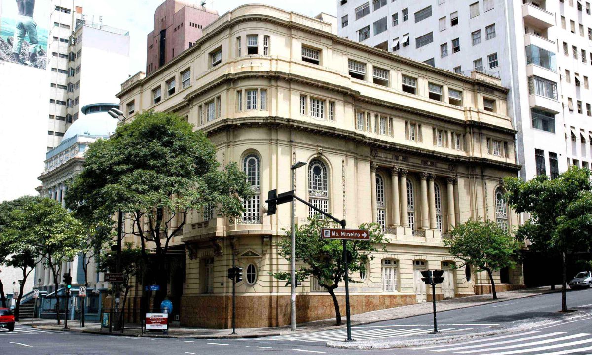 A sede do Automóvel Clube, em BH