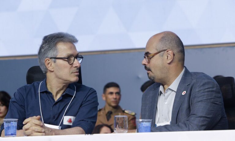 O governador Romeu Zema e o vice, Mateus Simões.