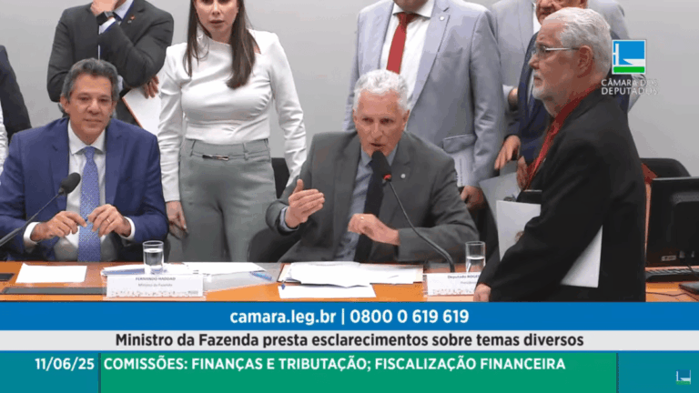 Rogério Correia na Comissão de Finanças da Câmara