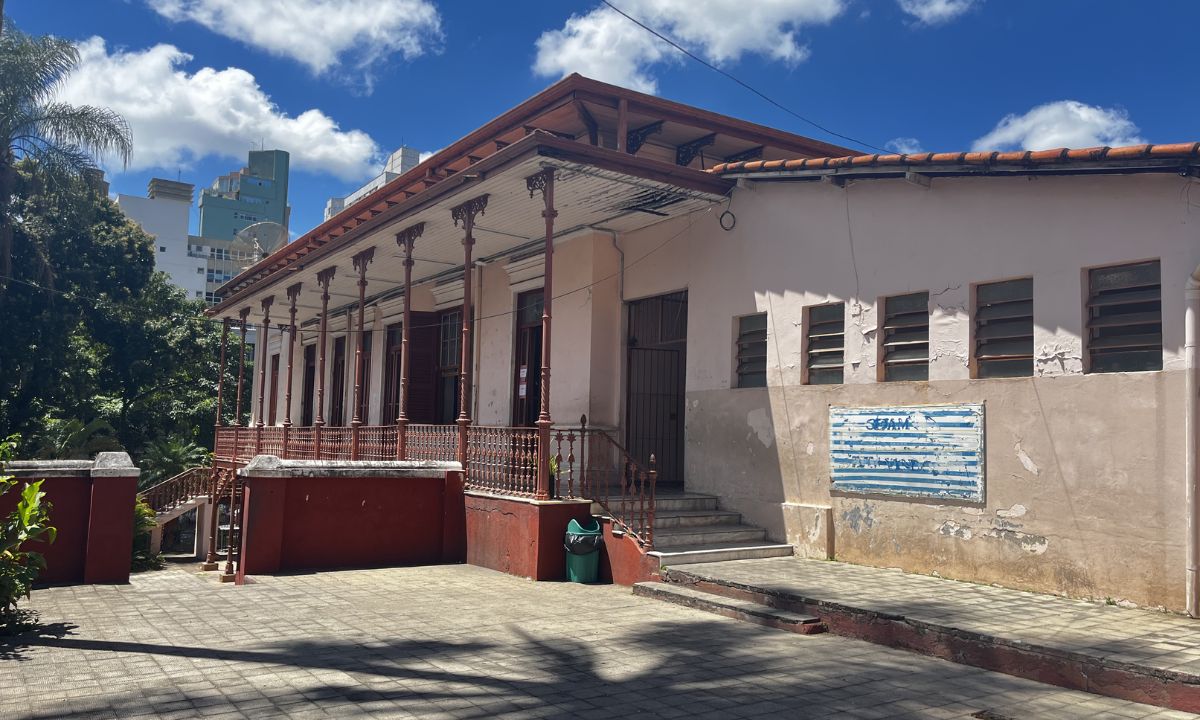 A Escola Estadual Afonso Pena