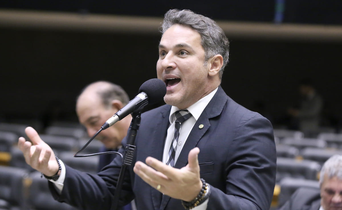 Luciano Zucco no plenário