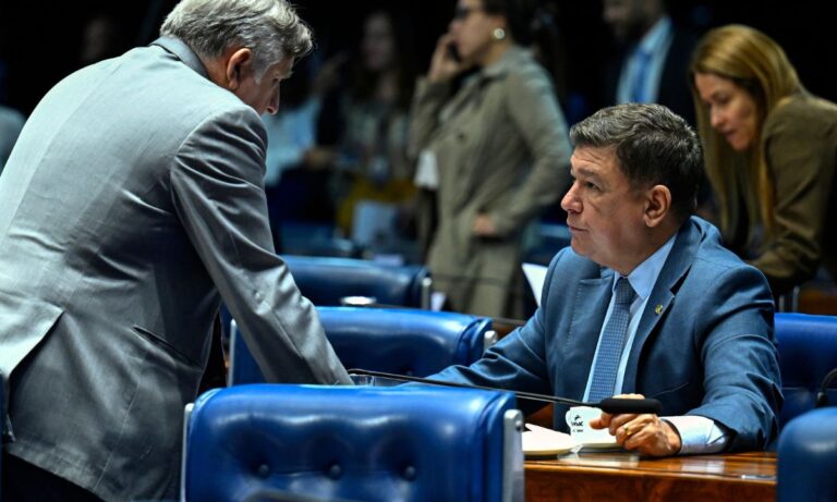 O senador Carlos Viana