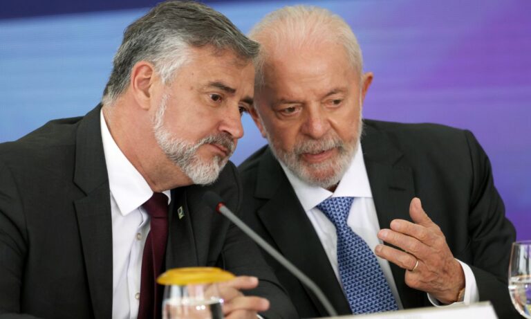 Lula e Paulo Pimenta