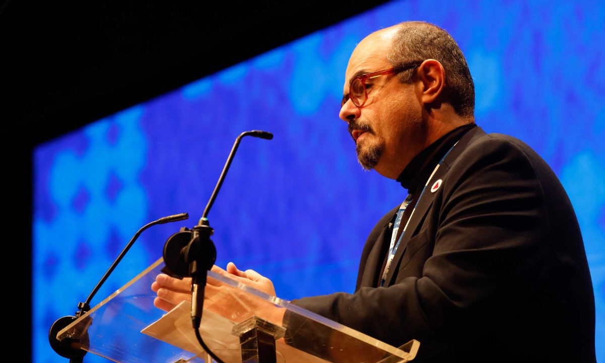 O vice-governador Mateus Simões