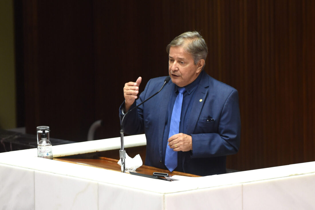 Base de Zema ou oposição? Como chega o deputado que vai herdar a vaga de Alencar na ALMG