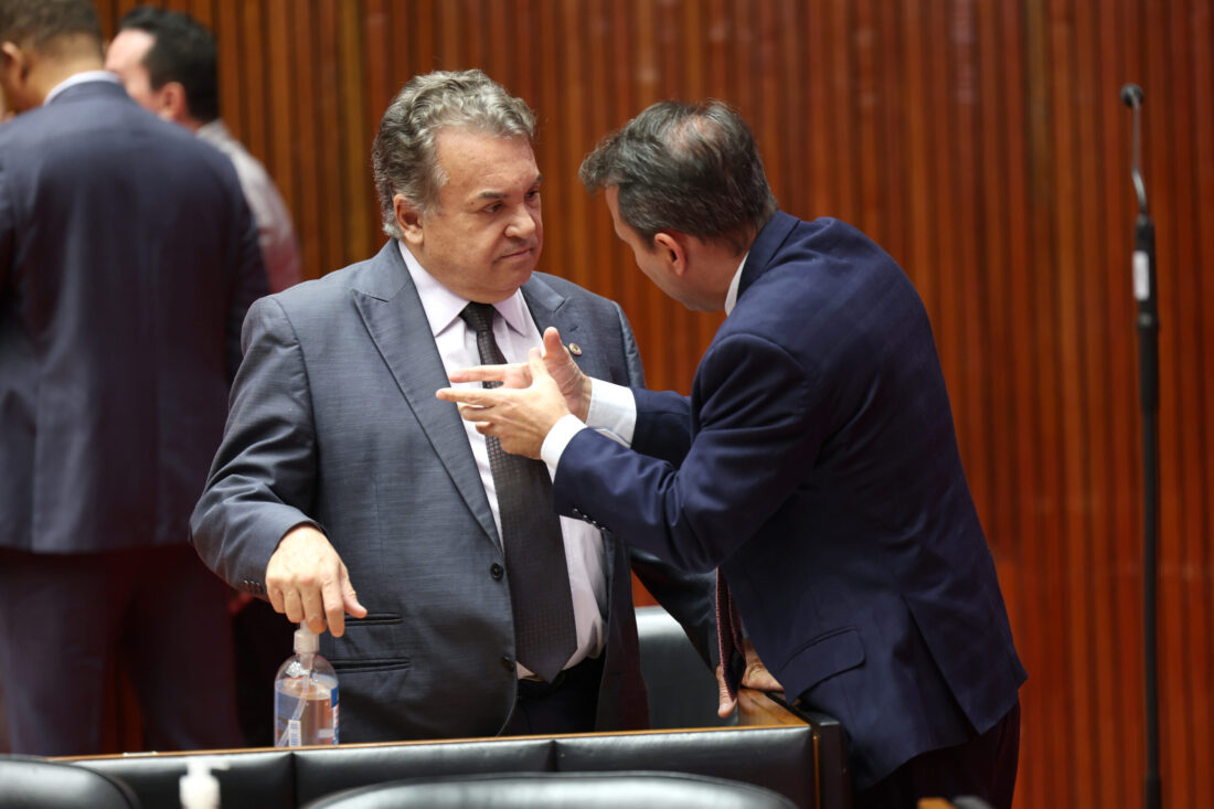 Quem vai ficar com a base eleitoral de Alencar na ALMG