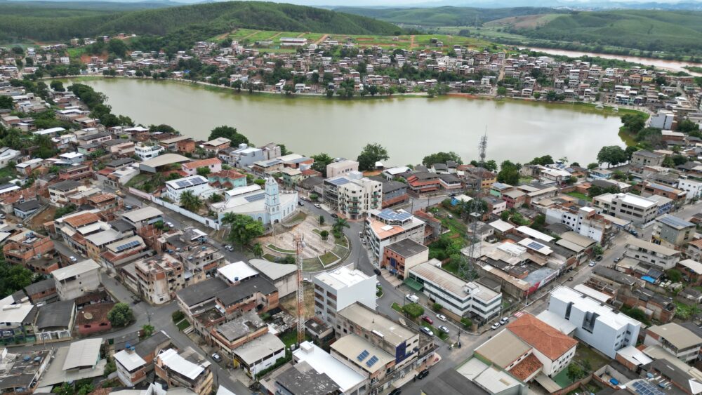 Ex-prefeito mineiro é condenado por pagar salários com dinheiro de convênio para construir UBS