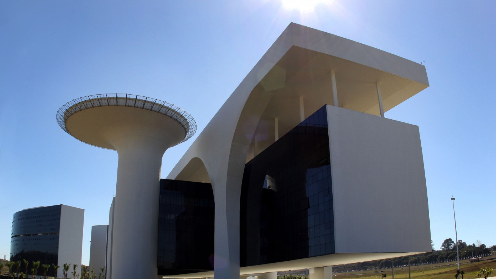 Conselho de Ética de MG arquiva apuração sobre ex-secretário de Infraestrutura