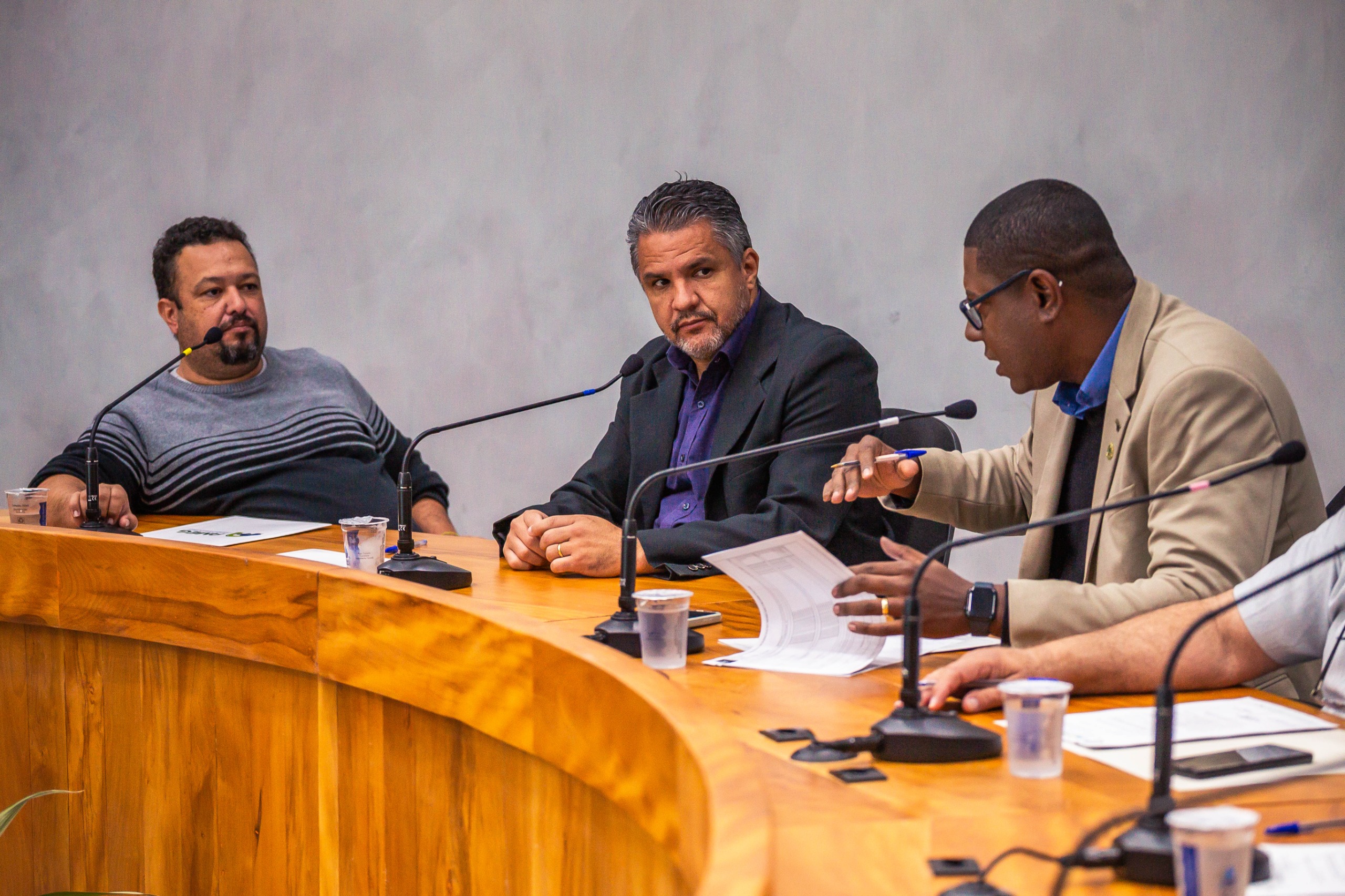 Após ameaça de prefeitos, governo de MG envia DER ao Sudoeste; edital prevê R$ 74,6 mi em obras na região