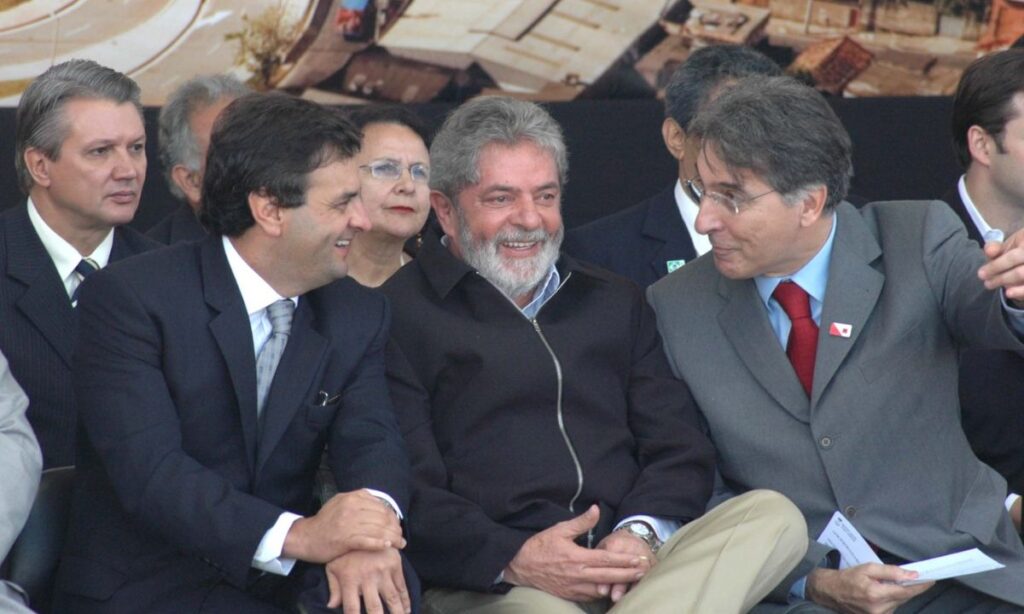 Aécio Neves, Lula e Fernando Pimentel