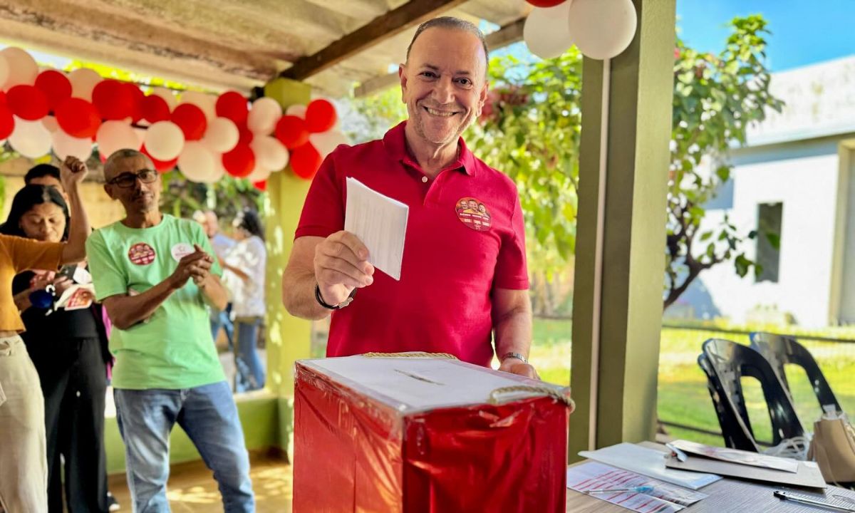 O novo presidente nacional do PT, Edinho Silva.