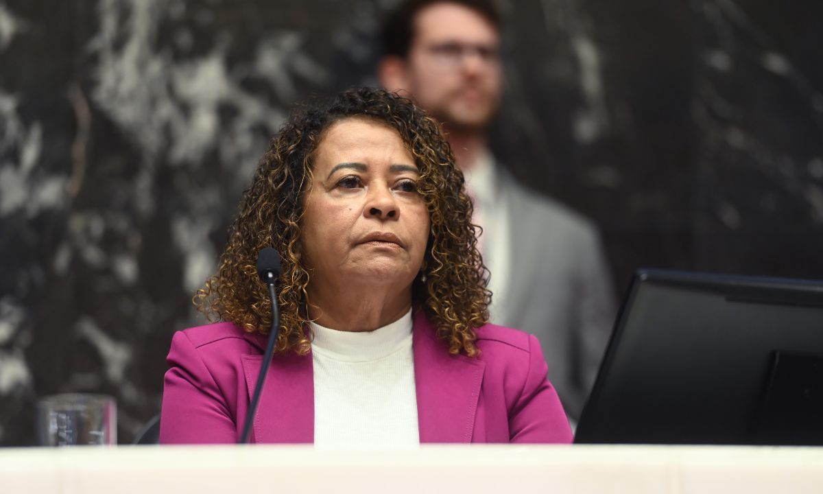 A deputada estadual Leninha é a nova presidente do PT mineiro