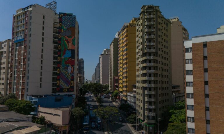 Foto mostra parte do Centro de BH visto do alto