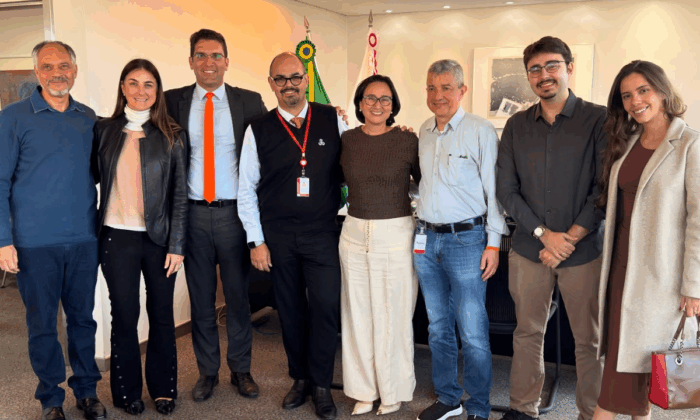 Simões com o Novo BH