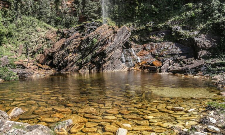 Cachoeira no corredor Minas-Rio