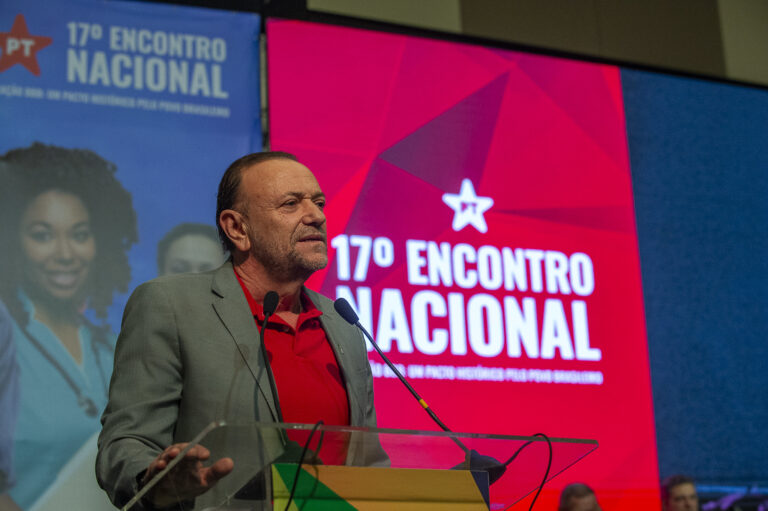 Presidente do PT, Edinho Silva.